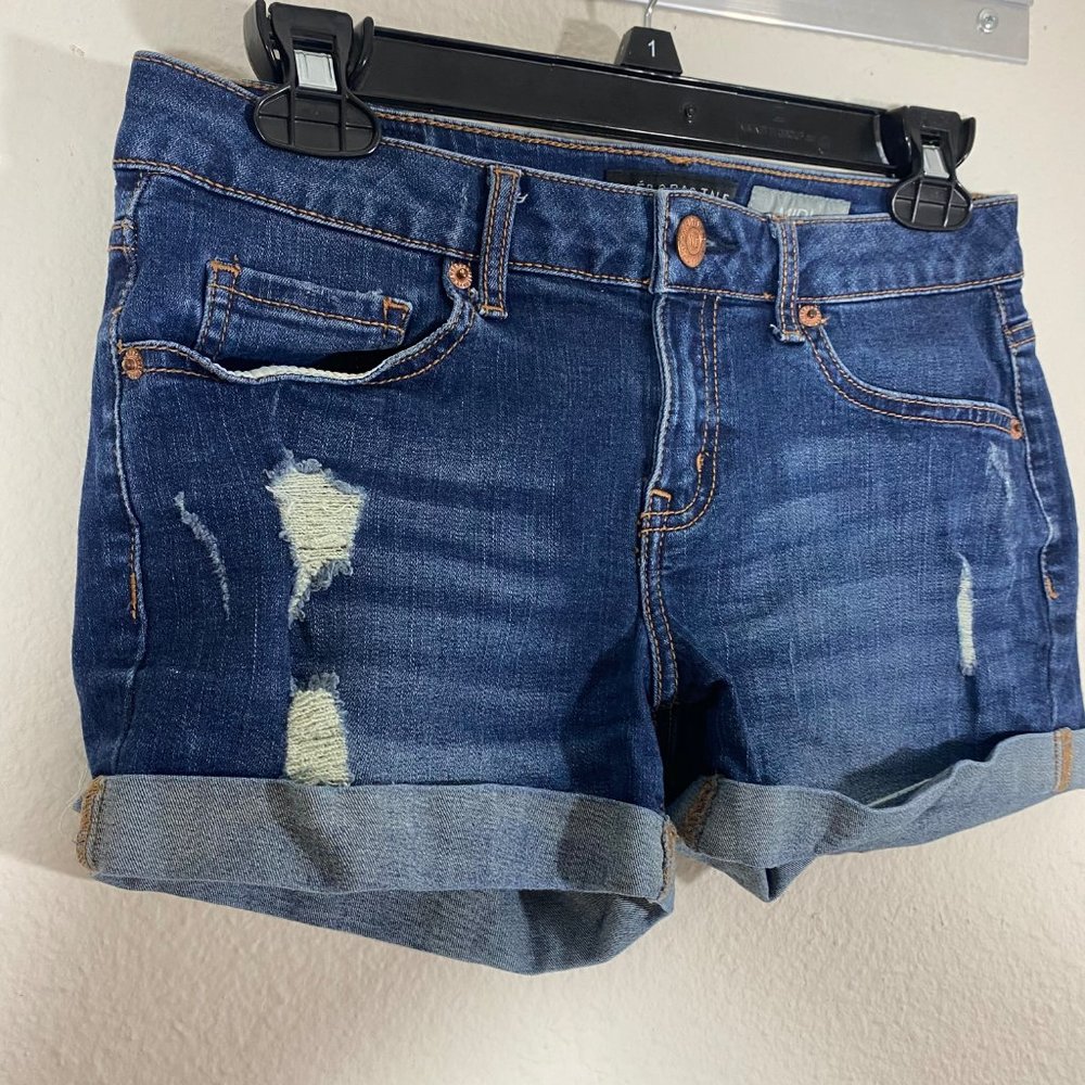 Aeropostale Midi Medium Wash Denim Jean Shorts 4 - Picture 3 of 9